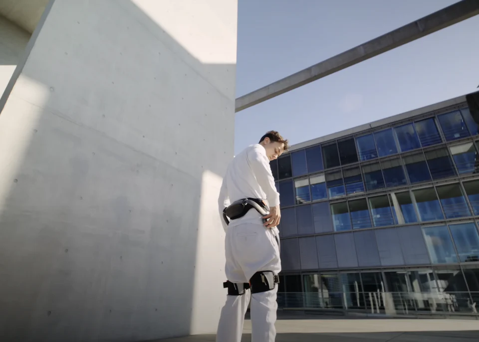 City Mode Activated How Hypershell Supports Urban Explorers 57908742 1b78 4155 9c74 18824dc5f708